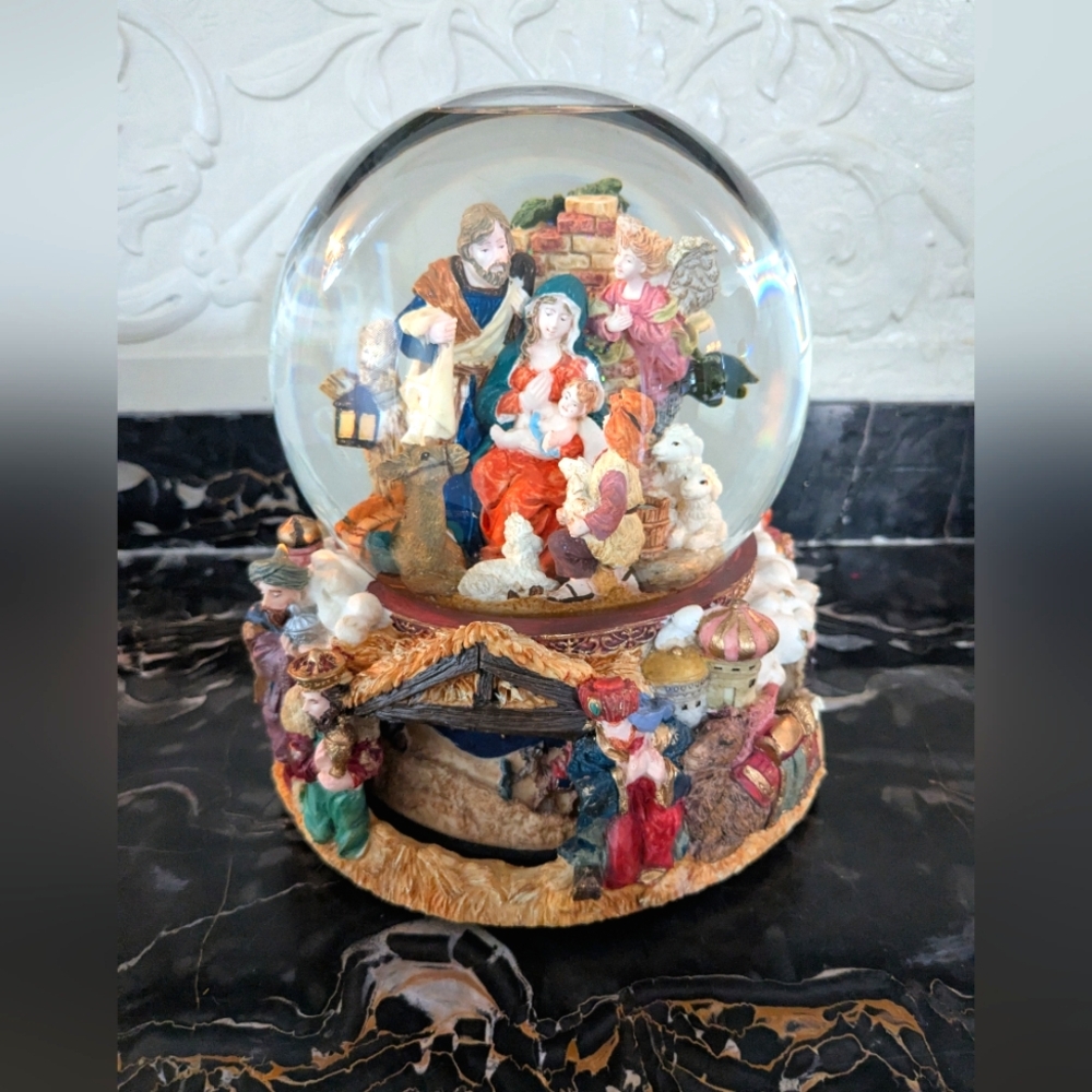 Nativity Scene Snow Globe...Plays "Wonders Of His Love"